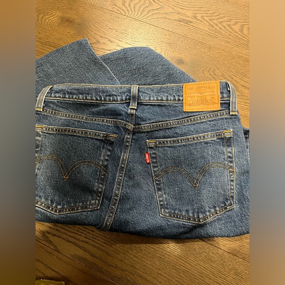 Levi’s Wedgie Jean - Picture 3 of 5